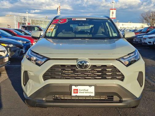 2023 Toyota RAV4 XLE