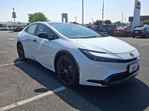 2025 Toyota Prius L
