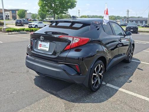 2021 Toyota C-HR LE