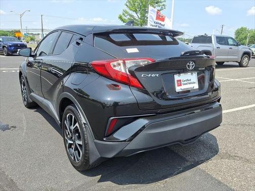 2021 Toyota C-HR LE