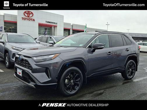 2023 Toyota RAV4 Hybrid SE