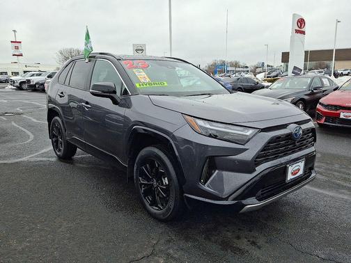 2023 Toyota RAV4 Hybrid SE