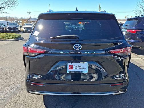 2022 Toyota Sienna Limited