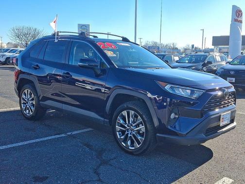 2020 Toyota RAV4 XLE Premium