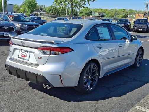 Classic Silver Metallic 2026 Toyota Corolla SE