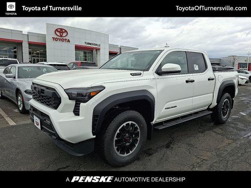 2026 Toyota Tacoma Hybrid TRD Off Road