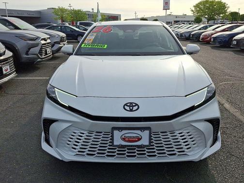 Wind Chill Pearl 2026 Toyota Camry XSE