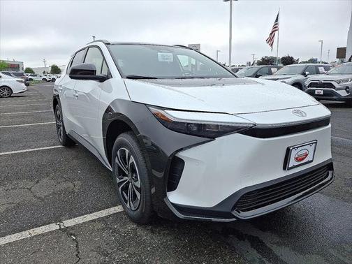 2025 Toyota bZ4X XLE