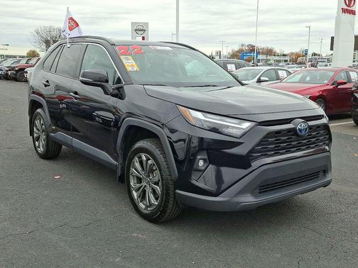 2022 Toyota RAV4 Hybrid XLE Premium