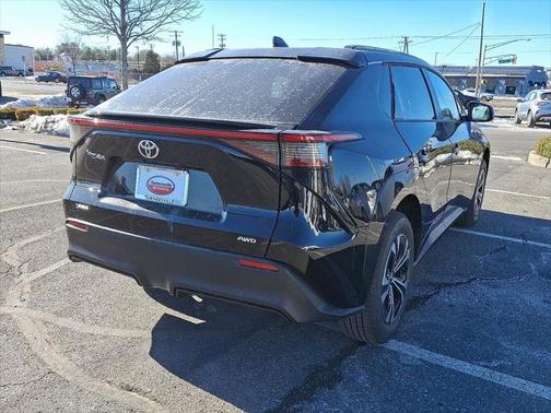2025 Toyota bZ4X XLE