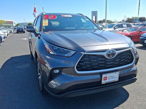 2023 Toyota Highlander XLE