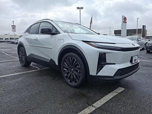 Wind Chill Pearl 2026 Toyota C-HR XSE