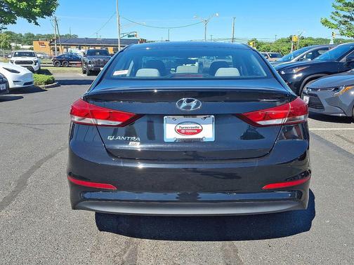Phantom Black 2018 Hyundai ELANTRA SE