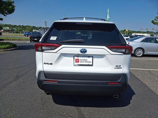 2024 Toyota RAV4 Hybrid XLE