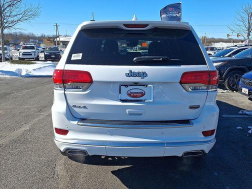 2017 Jeep Grand Cherokee Summit