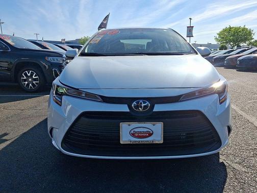 Wind Chill Pearl 2026 Toyota Corolla LE