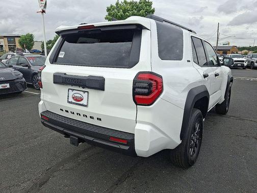 Ice Cap 2026 Toyota 4Runner SR5