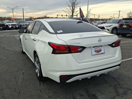 2020 Nissan Altima S FWD