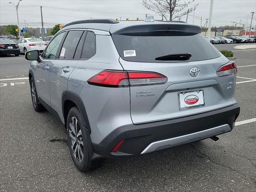 2025 Toyota Corolla Cross XLE