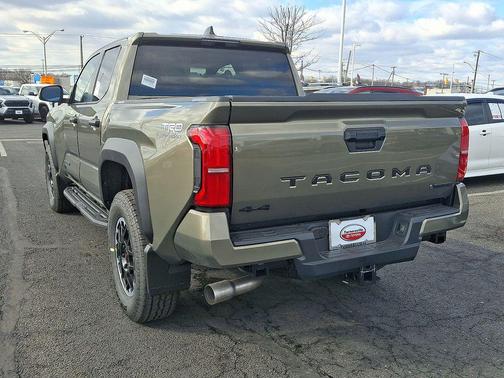 2026 Toyota Tacoma Hybrid 