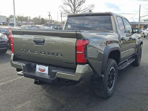 2026 Toyota Tacoma Hybrid TRD Off Road