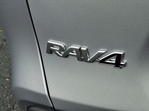 2025 Toyota RAV4 Hybrid XLE Premium