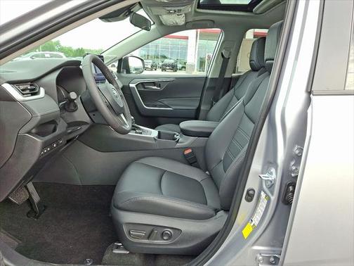 2025 Toyota RAV4 Hybrid XLE Premium