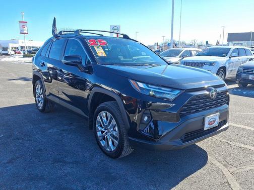 2025 Toyota RAV4 XLE Premium