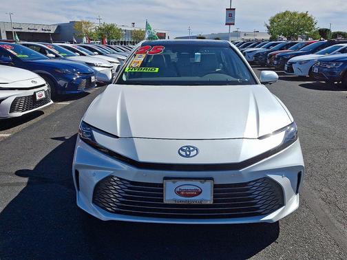 2025 Toyota Camry XLE