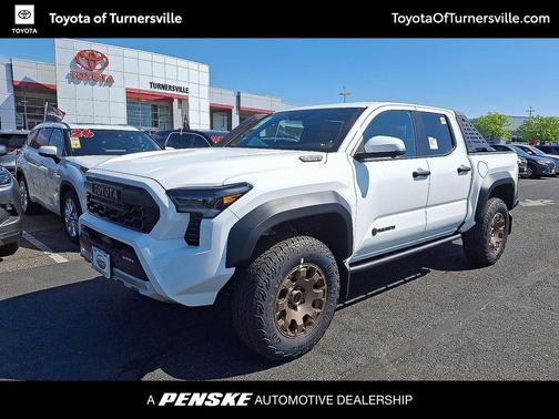 Ice Cap 2026 Toyota Tacoma Hybrid Trailhunter