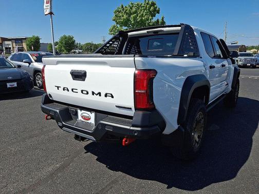 Ice Cap 2026 Toyota Tacoma Hybrid Trailhunter