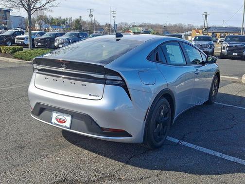 2026 Toyota Prius Plug-In Hybrid SE