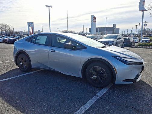 Cutting Edge 2026 Toyota Prius Plug-In Hybrid SE