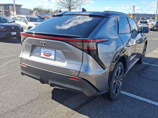 2025 Toyota bZ4X Limited