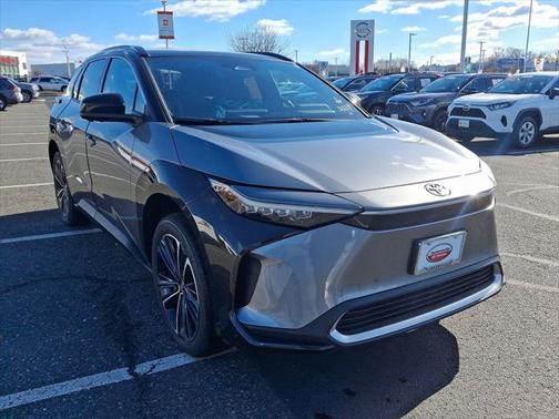 2025 Toyota bZ4X Limited