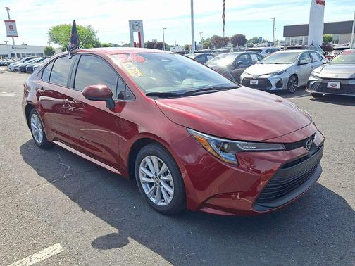 Ruby Flare Pearl 2026 Toyota Corolla LE
