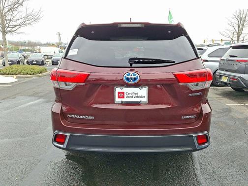 2019 Toyota Highlander Hybrid Platinum