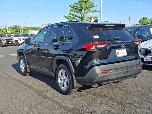 Midnight Black Metallic 2021 Toyota RAV4 XLE