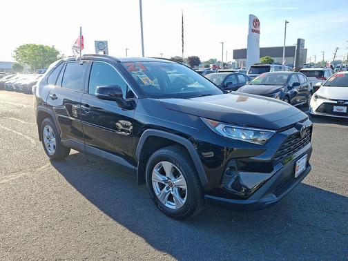 Midnight Black Metallic 2021 Toyota RAV4 XLE