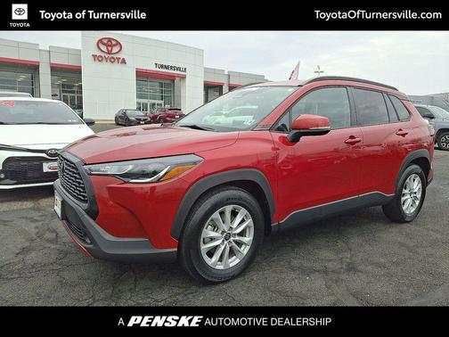 2023 Toyota Corolla Cross LE