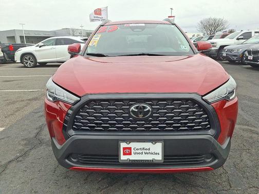 2023 Toyota Corolla Cross LE