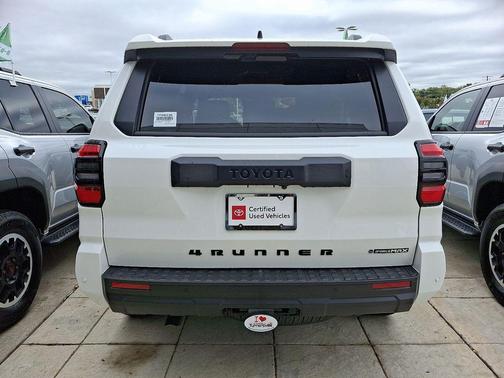 2025 Toyota 4Runner TRD Off Road