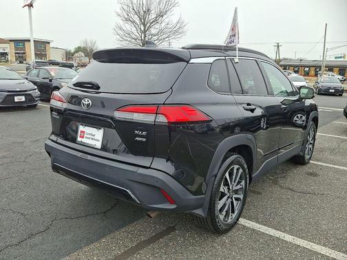 2023 Toyota Corolla Cross XLE