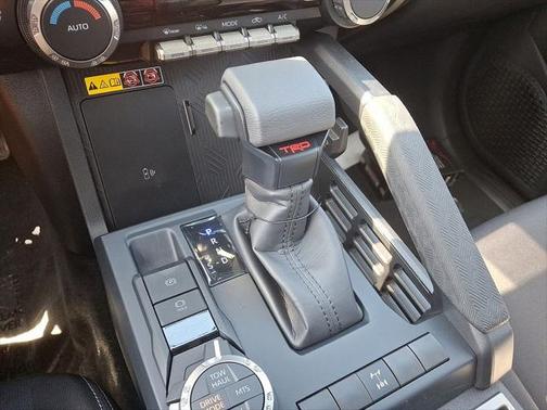 2025 Toyota Tacoma TRD Off-Road