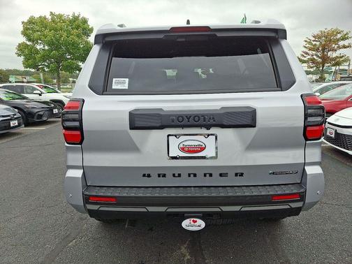 2025 Toyota 4Runner TRD Off Road
