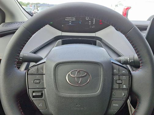 2026 Toyota Prius Plug-In Hybrid SE