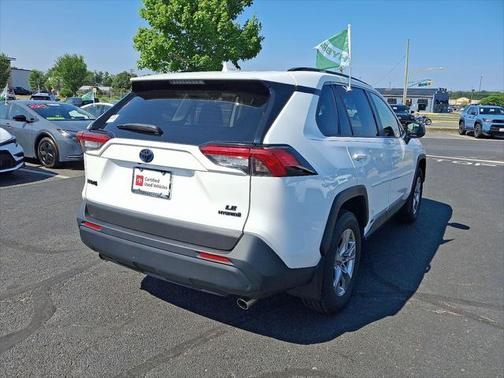2022 Toyota RAV4 Hybrid LE