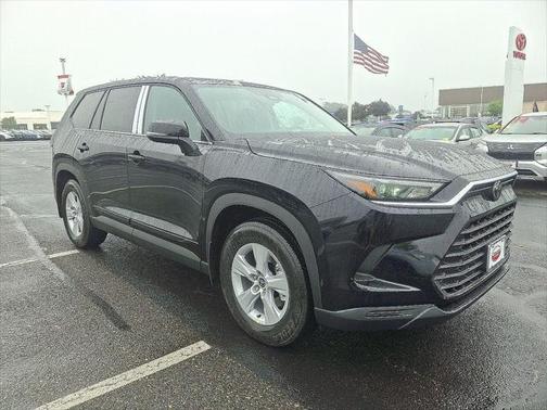 2025 Toyota Highlander LE