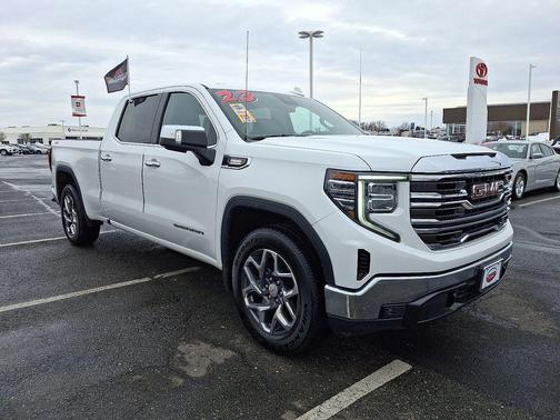 2023 GMC Sierra 1500 SLT