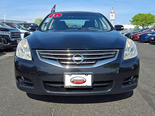 Super Black 2010 Nissan Altima 3.5 SR
